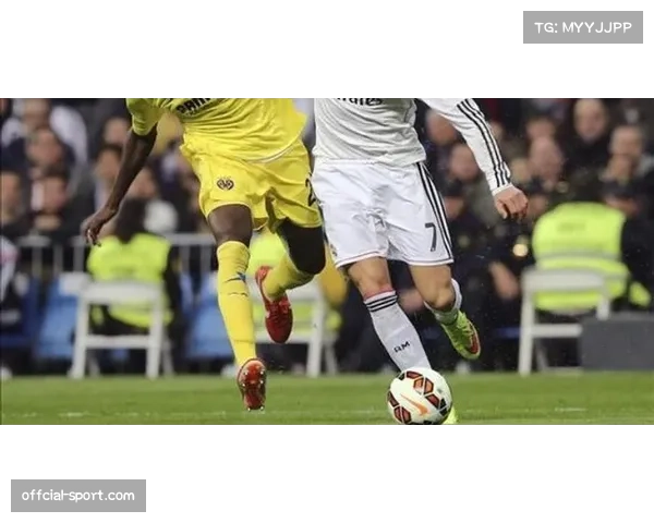 曼城2-0客胜纽卡战术复盘:罗德里后撤构筑三中卫,蓝月控球新解法